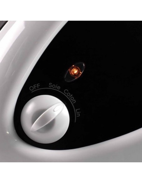 Repasseur vertical LIVOO" - Obtenez des résultats professionnels avec cet appareil à défroisser vertical Repasseur vertical LIVOO" - Obtenez des résultats professionnels avec cet appareil à défroisser vertical