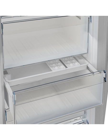 Congélateur armoire BEKO Silver vue intérieure