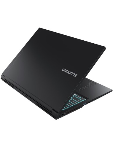 PC Portable Gamer GIGABYTE G6 KF affichant un jeu vidéo haute définition