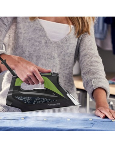 Fer à Repasser Manuel ROWENTA système anti-goutte