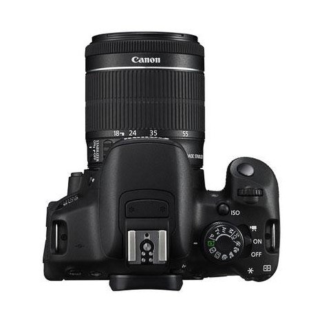 Reflex Canon EOS 700D + Objectif 18-55mm IS STM Reflex Canon EOS 700D + Objectif 18-55mm IS STM