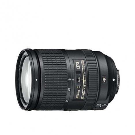 Objectif Nikon AFS DX 18-200mm