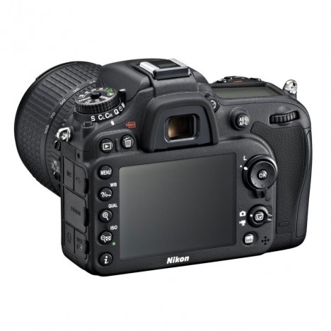 Appareil Photo Réflex Numérique Nikon D7100 Body + AF-P DX 18- 55 VR +Tripied + Sacoche +SD Extreme SanDisk 32Go Appareil Photo Réflex Numérique Nikon D7100 Body + AF-P DX 18- 55 VR +Tripied + Sacoche +SD Extreme SanDisk 32Go