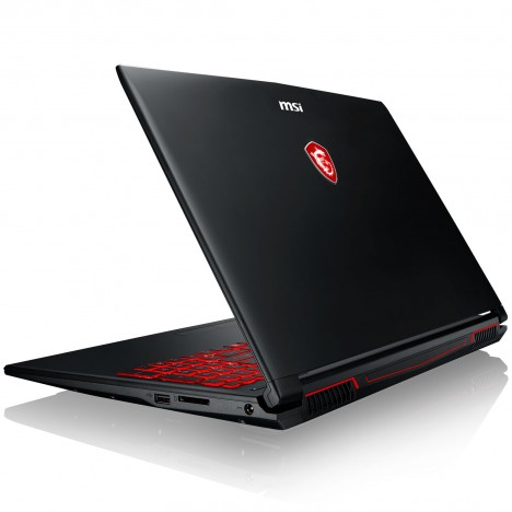 Slide  #4 Pc Portable MSI GL62M 7RDX-2038XFR / i5 7è / 8 Go / GTX 1050 2 Go