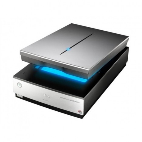 Scanner Perfection V700 Photo