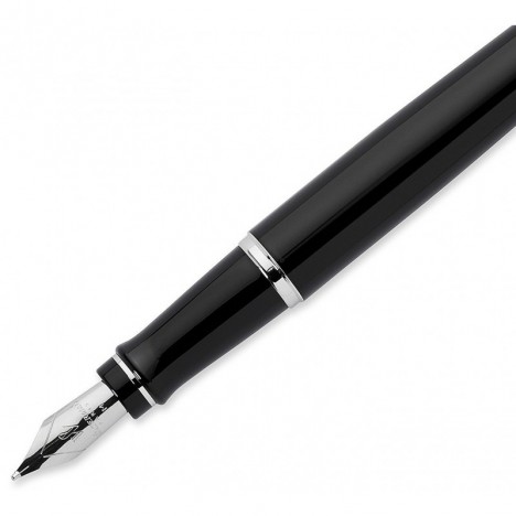 Stylo-Plume Waterman Expert Laque Noir & Chromé (951760)