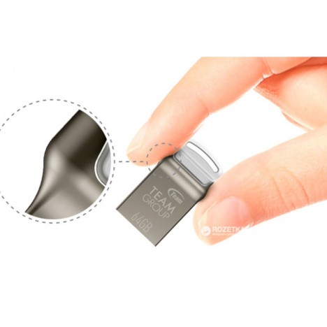 Clé USB 2.0 TeamGroup C161 - 32 Go - Silver/Blanc (TC16132GW01) Clé USB 2.0 TeamGroup C161 - 32 Go - Silver/Blanc (TC16132GW01)