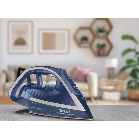 Fer à Vapeur Easy Gliss TEFAL - 2800W - Bleu (FV6830) Fer à Vapeur Easy Gliss TEFAL - 2800W - Bleu (FV6830)