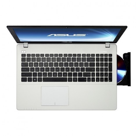 Pc portable Asus X553MA / Quad Core / 4 Go / Blanc Pc portable Asus X553MA / Quad Core / 4 Go / Blanc