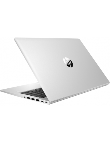 Une expérience visuelle immersive grâce à l'écran haute résolution du HP ProBook 450 G9 Une expérience visuelle immersive grâce à l'écran haute résolution du HP ProBook 450 G9