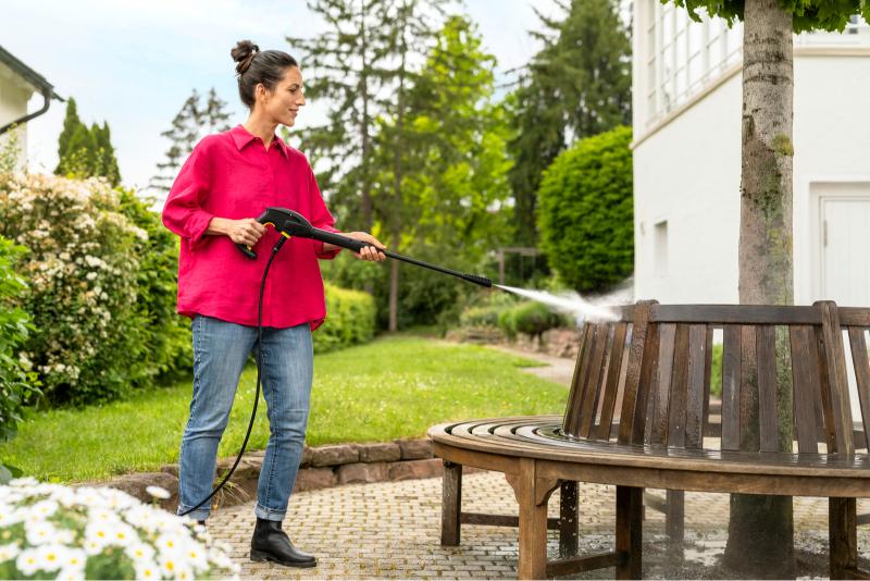 Nettoyeur haute pression Kärcher K2 Classic pour voiture et terrasse